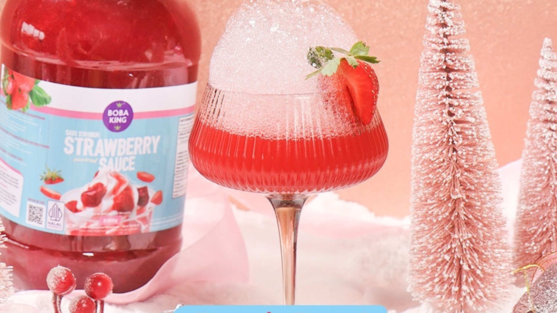 Kamu yakin gak mau nyobain SegarnyaSanta’s Beard, nikmat segar dari BOBAKING STRAWBERRY SAUCE di